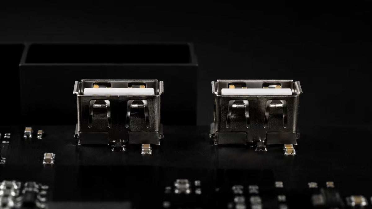 The two internal USB mod ports inside the MAX